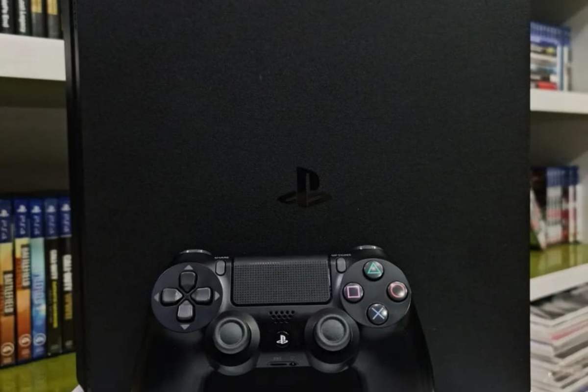 PlayStation 4 mossa Sony