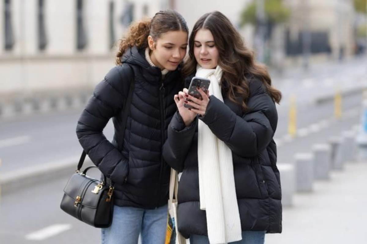Regno Unito si vuole vietare la vendita degli smartphone ai minori di 16 anni