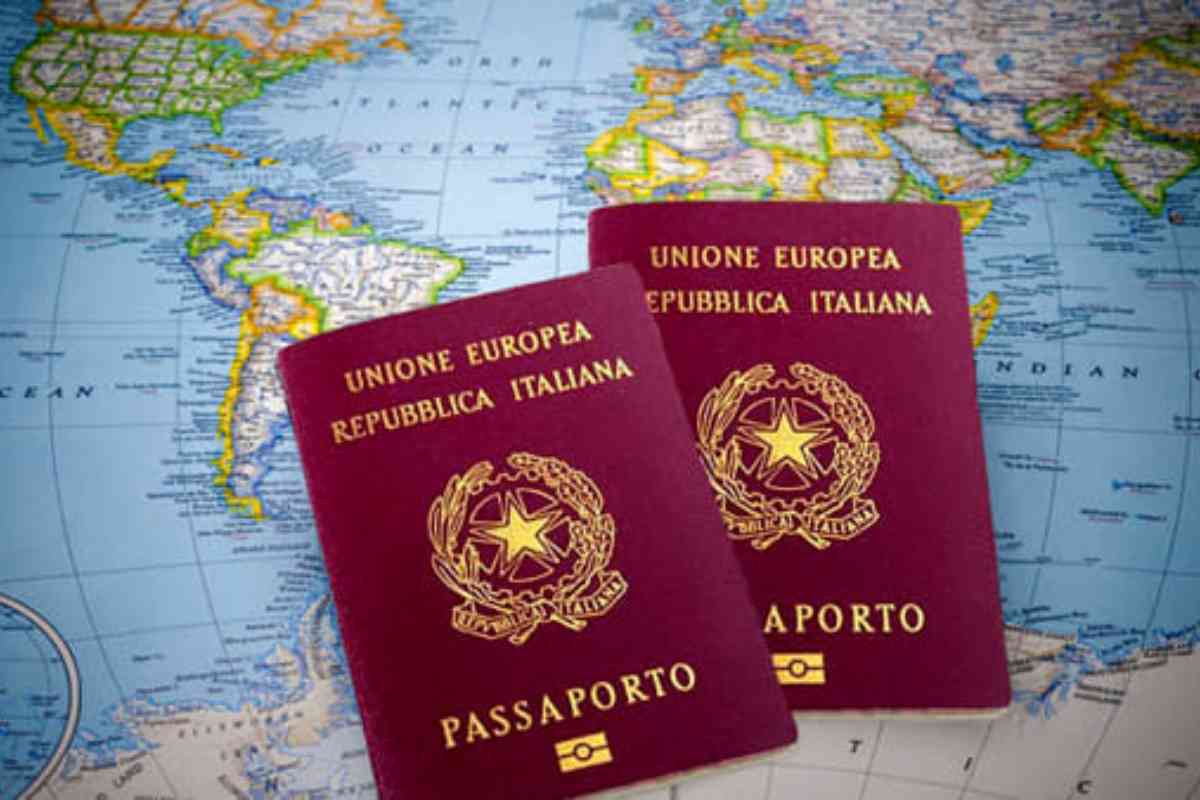 Passaporto documento Poste Italiane procedimento