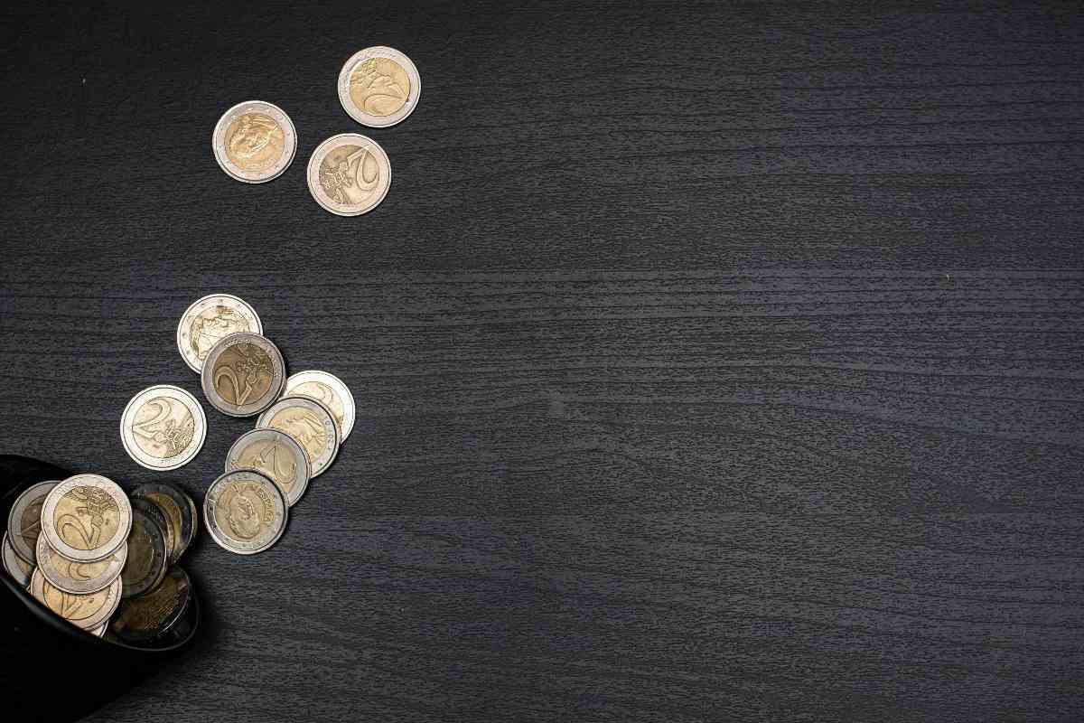 Questa Moneta Di Euro Vale Quanto Mesi Di Stipendio Controlla